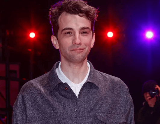 Jay Baruchel Net Worth